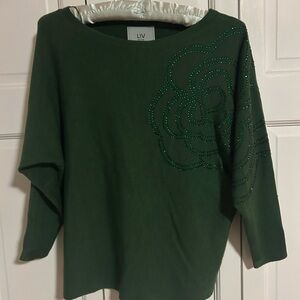 Liv Milano Green Embellished Lightweight Sweater. 3/4 sleeves.Size Small